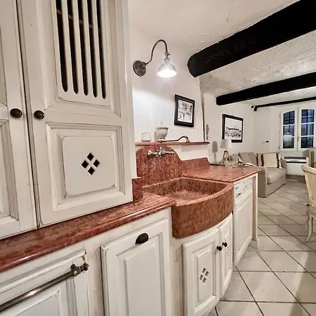 Apartment Cozy 2 Steps From The Beach - Sea Access