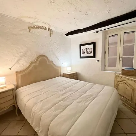 Cozy 2 Steps From The Beach - Sea Access *